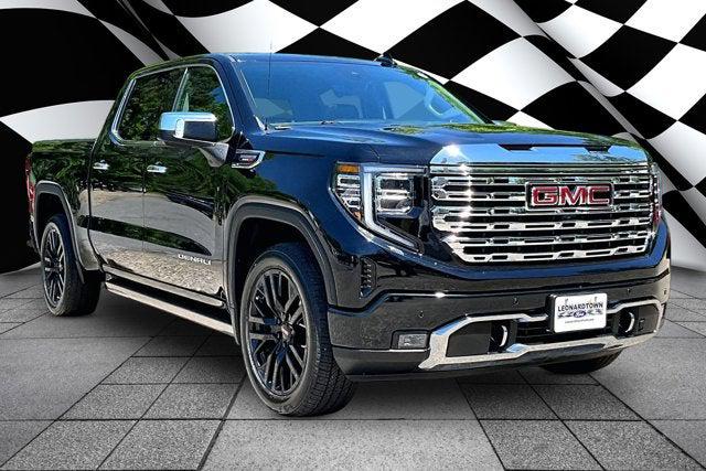 2023 GMC Sierra 1500 4WD Crew Cab Short Box Denali