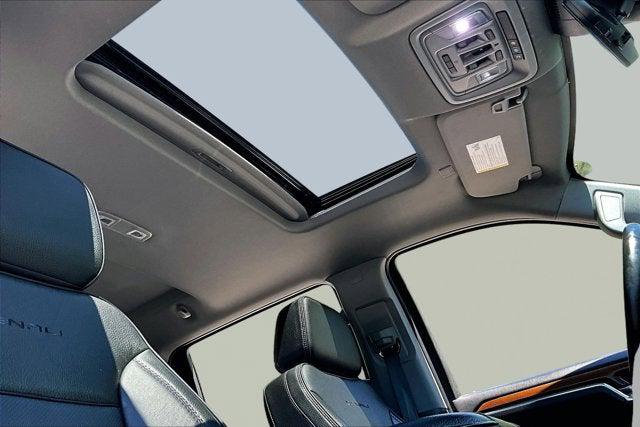 2023 GMC Sierra 1500 4WD Crew Cab Short Box Denali