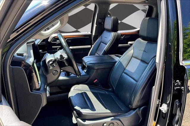 2023 GMC Sierra 1500 4WD Crew Cab Short Box Denali