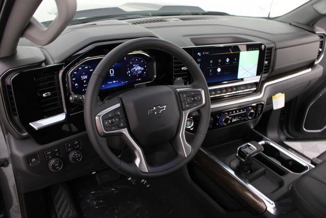2026 Chevrolet Silverado 1500 4WD Crew Cab Standard Bed LT Trail Boss