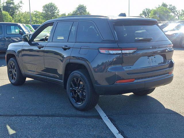 2026 Jeep Grand Cherokee GRAND CHEROKEE LAREDO ALTITUDE 4X4 2026 Jeep Grand Cherokee GRAND CHEROKEE LAREDO ALTITUDE 4X4
