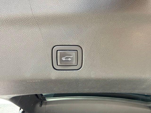 2023 GMC Yukon 4WD SLT