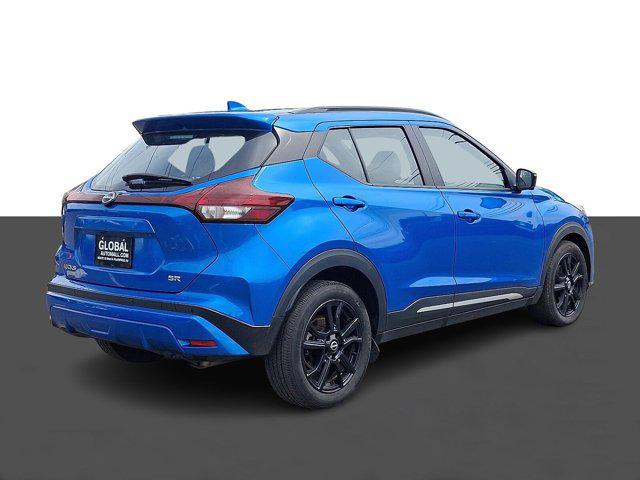 2023 Nissan Kicks SR Xtronic CVT
