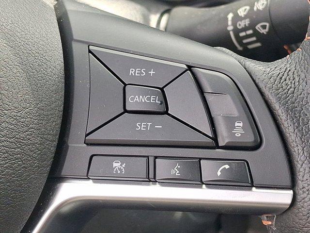 2023 Nissan Kicks SR Xtronic CVT