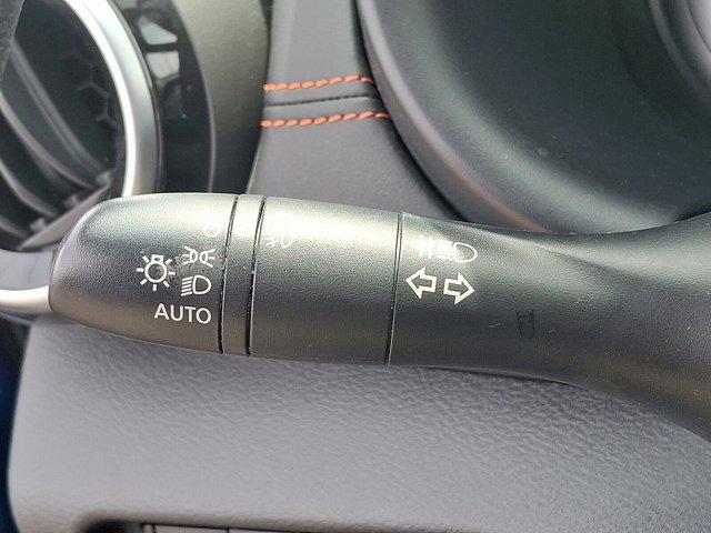 2023 Nissan Kicks SR Xtronic CVT