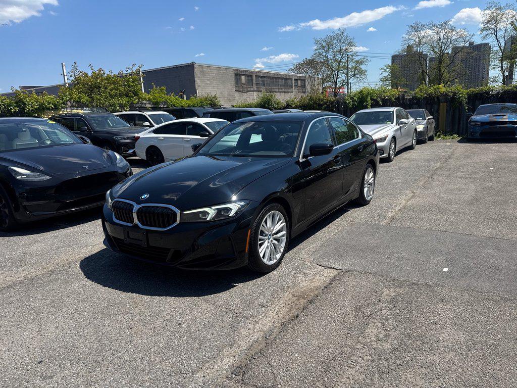 Gray (Brooklyn Grey Metallic) 2024 BMW 3 Series 330e Hybrid Plug-in xDrive AWD Sedan All-Wheel Drive Automatic
