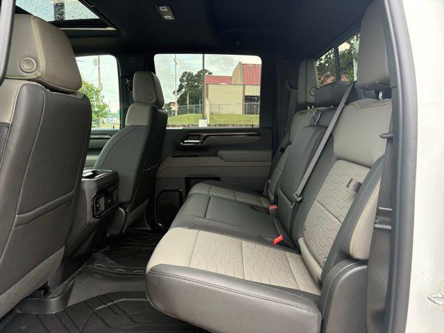 2026 Chevrolet Silverado 2500HD Crew Cab, Standard Bed, XR2, 4WD