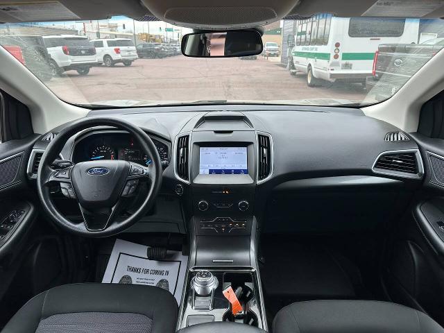 2020 Ford Edge SE