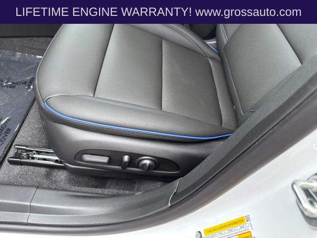 2026 Buick NV Sport Touring FWD