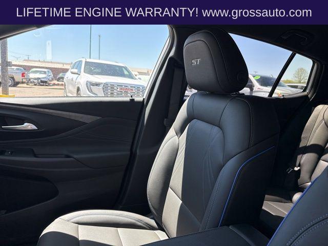 2026 Buick NV Sport Touring FWD