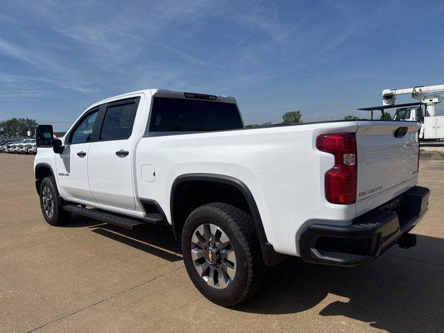 2024 Chevrolet Silverado 2500HD 4WD Crew Cab Standard Bed Custom