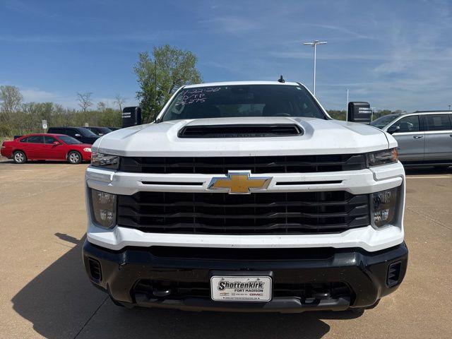 2024 Chevrolet Silverado 2500HD 4WD Crew Cab Standard Bed Custom