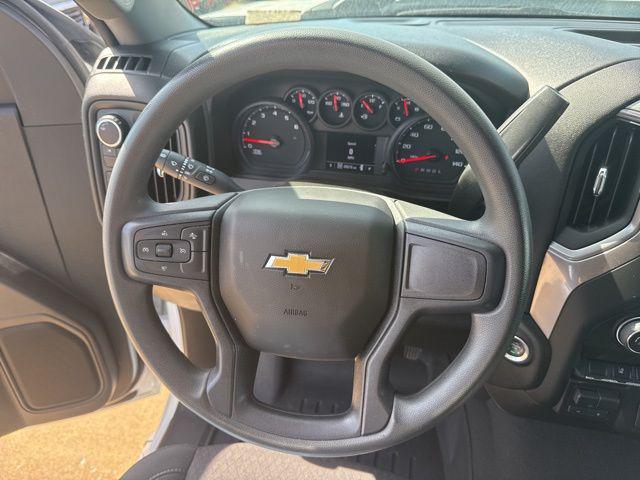 2024 Chevrolet Silverado 2500HD 4WD Crew Cab Standard Bed Custom
