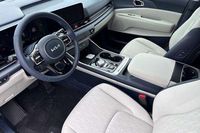 2026 Kia Carnival MPV EX