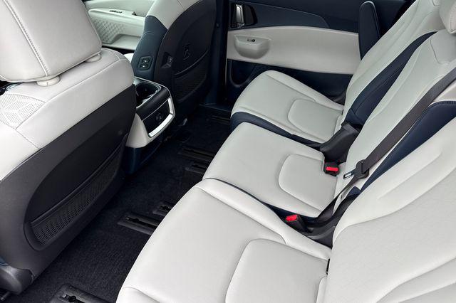 2026 Kia Carnival MPV EX