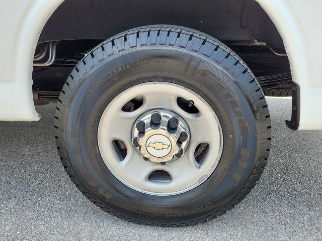 2016 Chevrolet Express LT