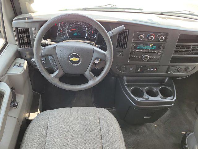 2016 Chevrolet Express LT