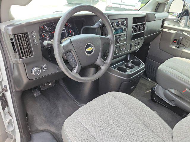 2016 Chevrolet Express LT