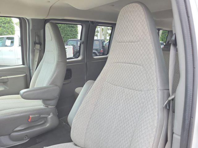 2016 Chevrolet Express LT