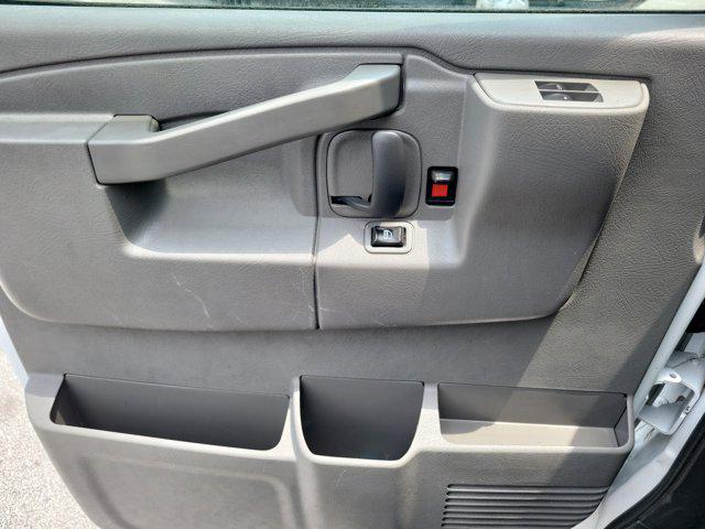 2016 Chevrolet Express LT