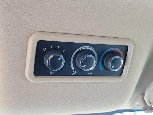 2017 Chevrolet Express LT