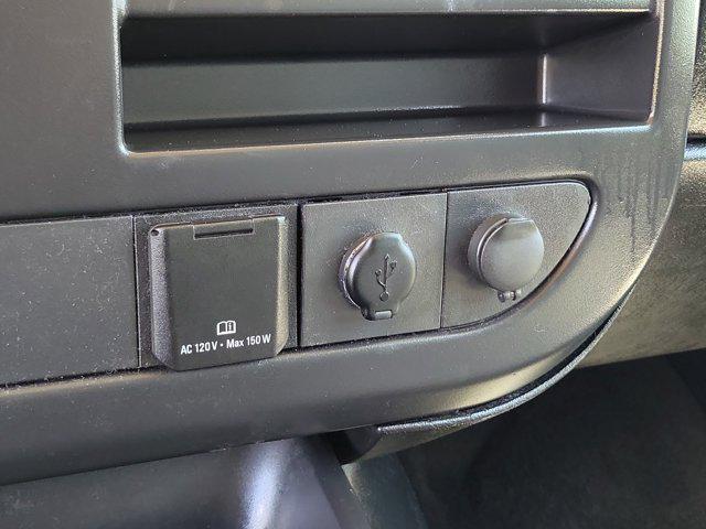 2017 Chevrolet Express LT