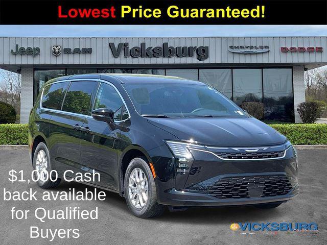 2027 Chrysler Pacifica Select for sale in Vicksburg, MI