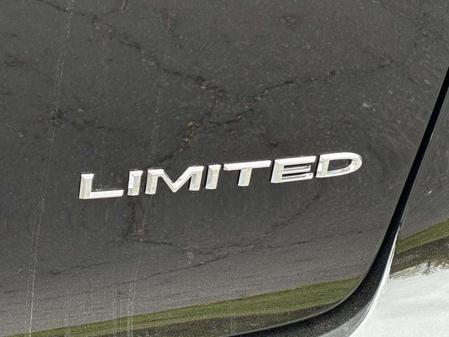 2027 Chrysler Pacifica Limited