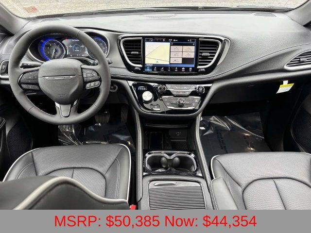 2027 Chrysler Pacifica Limited