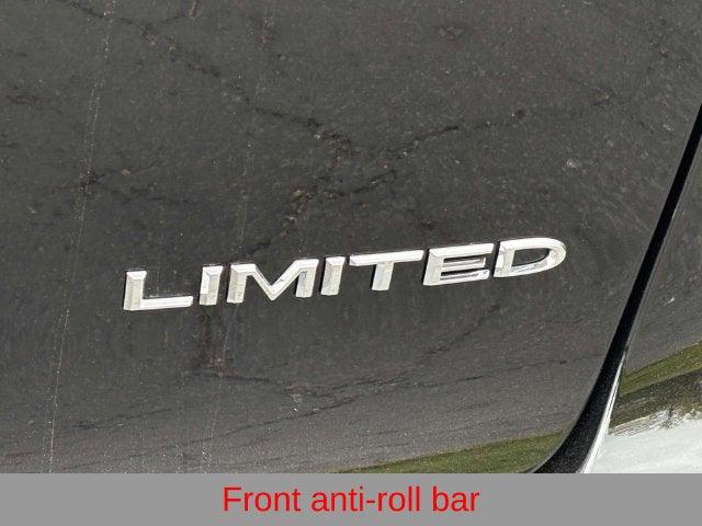 2027 Chrysler Pacifica Limited