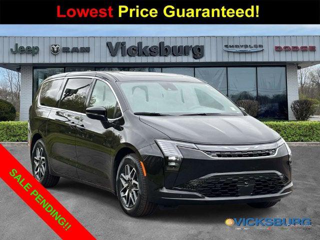 2027 Chrysler Pacifica Limited for sale in Vicksburg, MI