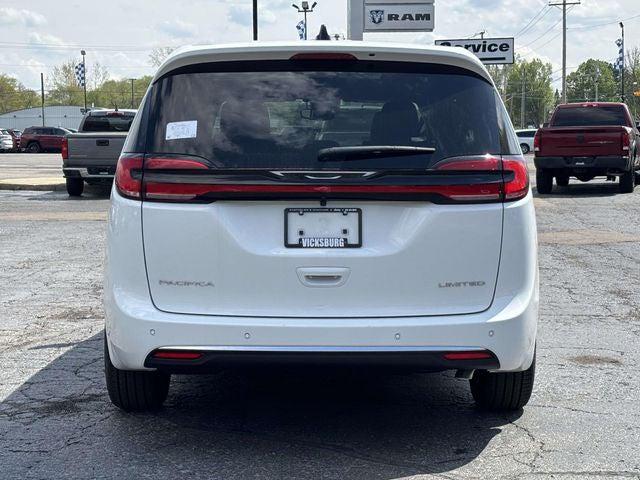 2027 Chrysler Pacifica Limited