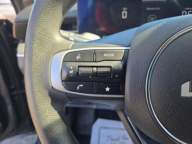 2026 Kia K5 LXS FWD