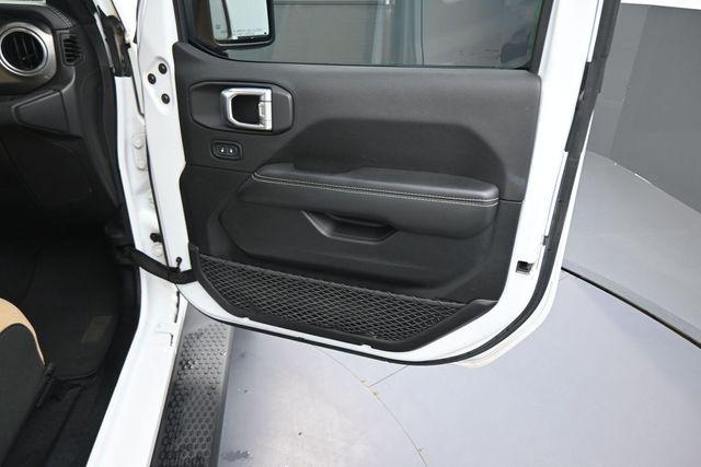 2021 Jeep Wrangler Sahara 4x4