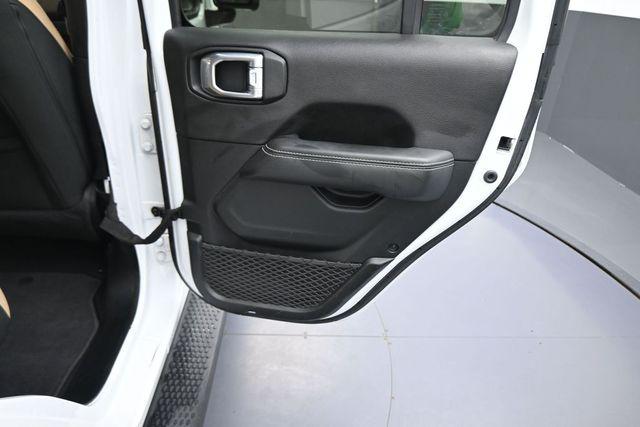 2021 Jeep Wrangler Sahara 4x4