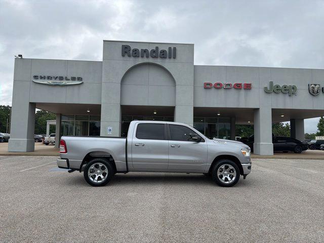 2022 Ram 1500 Big Horn Crew Cab 4x4 5'7" Box