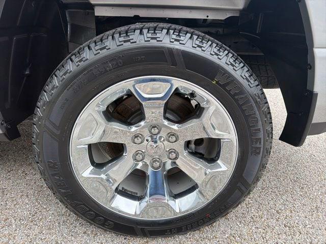 2022 Ram 1500 Big Horn Crew Cab 4x4 5'7" Box