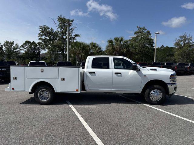 2026 RAM Ram 3500 Chassis Cab RAM 3500 TRADESMAN CREW CAB CHASSIS 4X4 60 CA 2026 RAM Ram 3500 Chassis Cab RAM 3500 TRADESMAN CREW CAB CHASSIS 4X4 60 CA