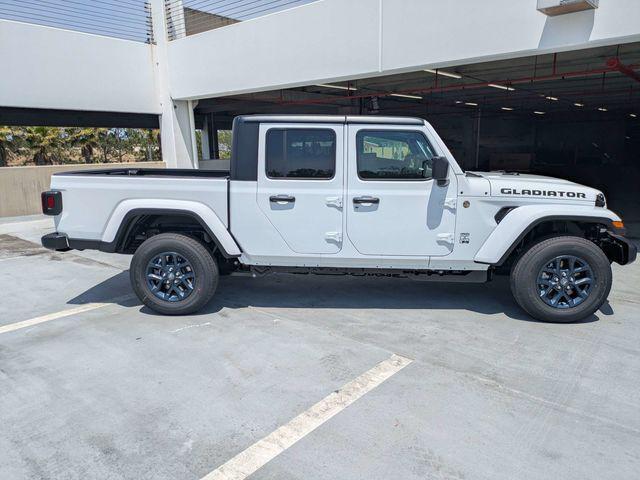2026 Jeep Gladiator GLADIATOR 85TH ANNIVERSARY EDITION 4X4
