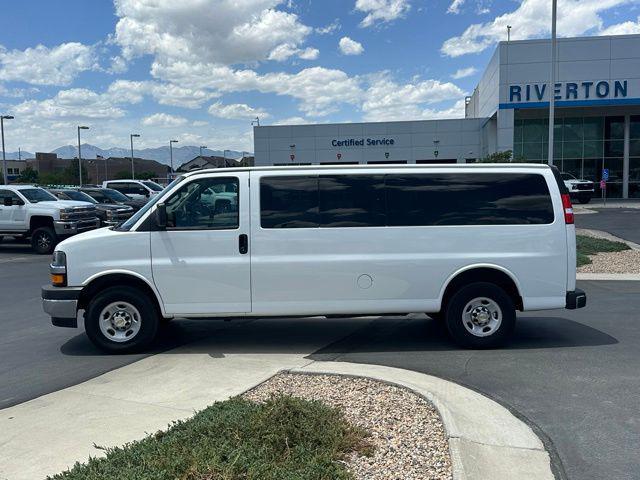 2024 Chevrolet Express Passenger RWD 3500 Extended Wheelbase LT