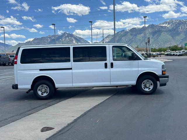 2024 Chevrolet Express Passenger RWD 3500 Extended Wheelbase LT