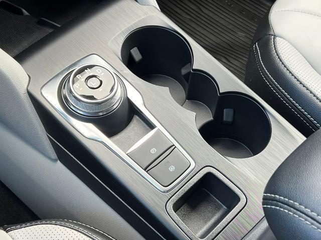 2026 Ford Escape Platinum