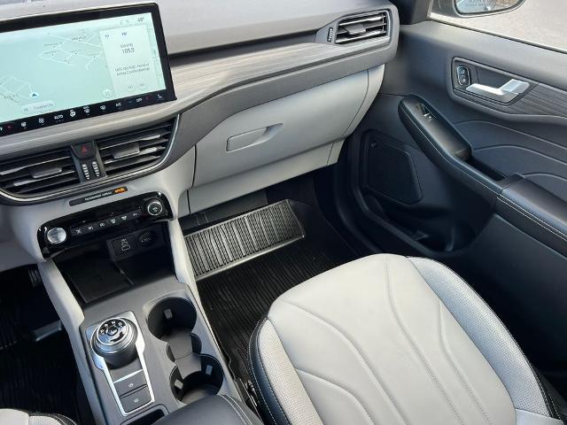 2026 Ford Escape Platinum