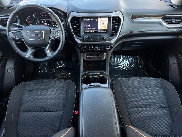 2023 GMC Acadia AWD AT4