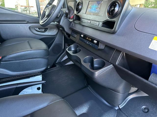 2023 Mercedes-Benz Sprinter 2500 Standard Roof 4-Cyl Diesel HO