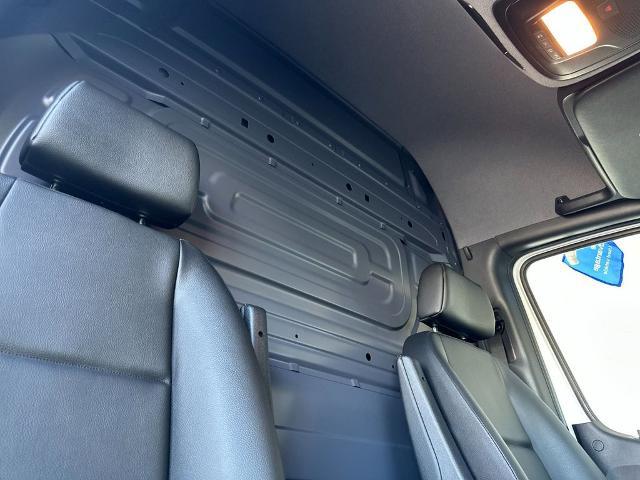 2023 Mercedes-Benz Sprinter 2500 Standard Roof 4-Cyl Diesel HO