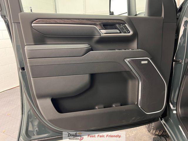 2026 Chevrolet Silverado 3500HD Crew Cab, Long Bed, LTZ Dual Rear Wheel, RWD