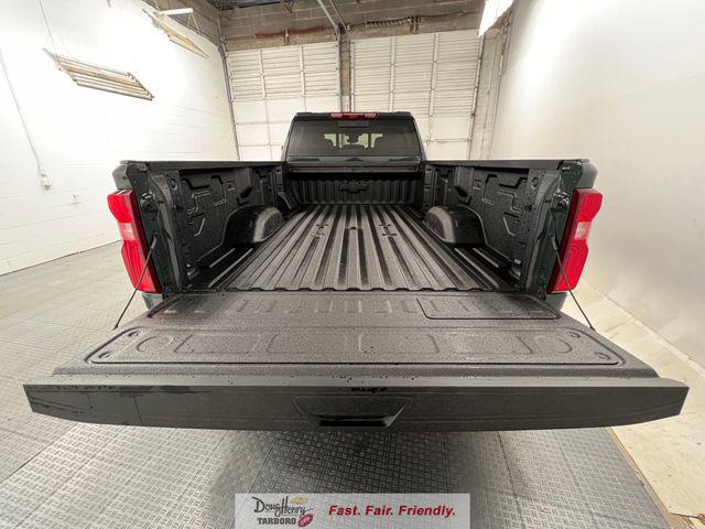 2026 Chevrolet Silverado 3500HD Crew Cab, Long Bed, LTZ Dual Rear Wheel, RWD