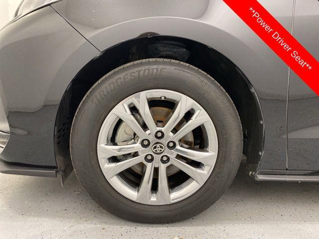 2023 Toyota Sienna XSE - Photo 10