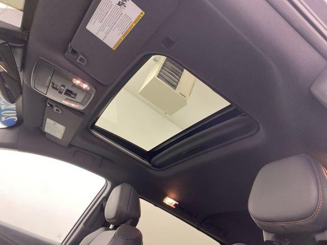 2023 Toyota Sienna XSE - Photo 16